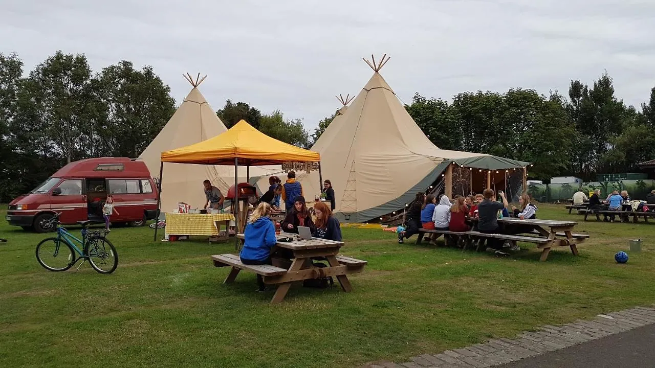 Edinburgh Festival Camping Hotel Ingliston Campsite